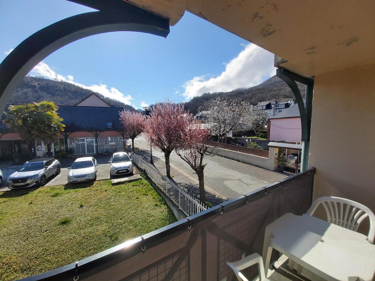 Appartement T2 Avec Balcon A Argeles Gazost Exterior photo